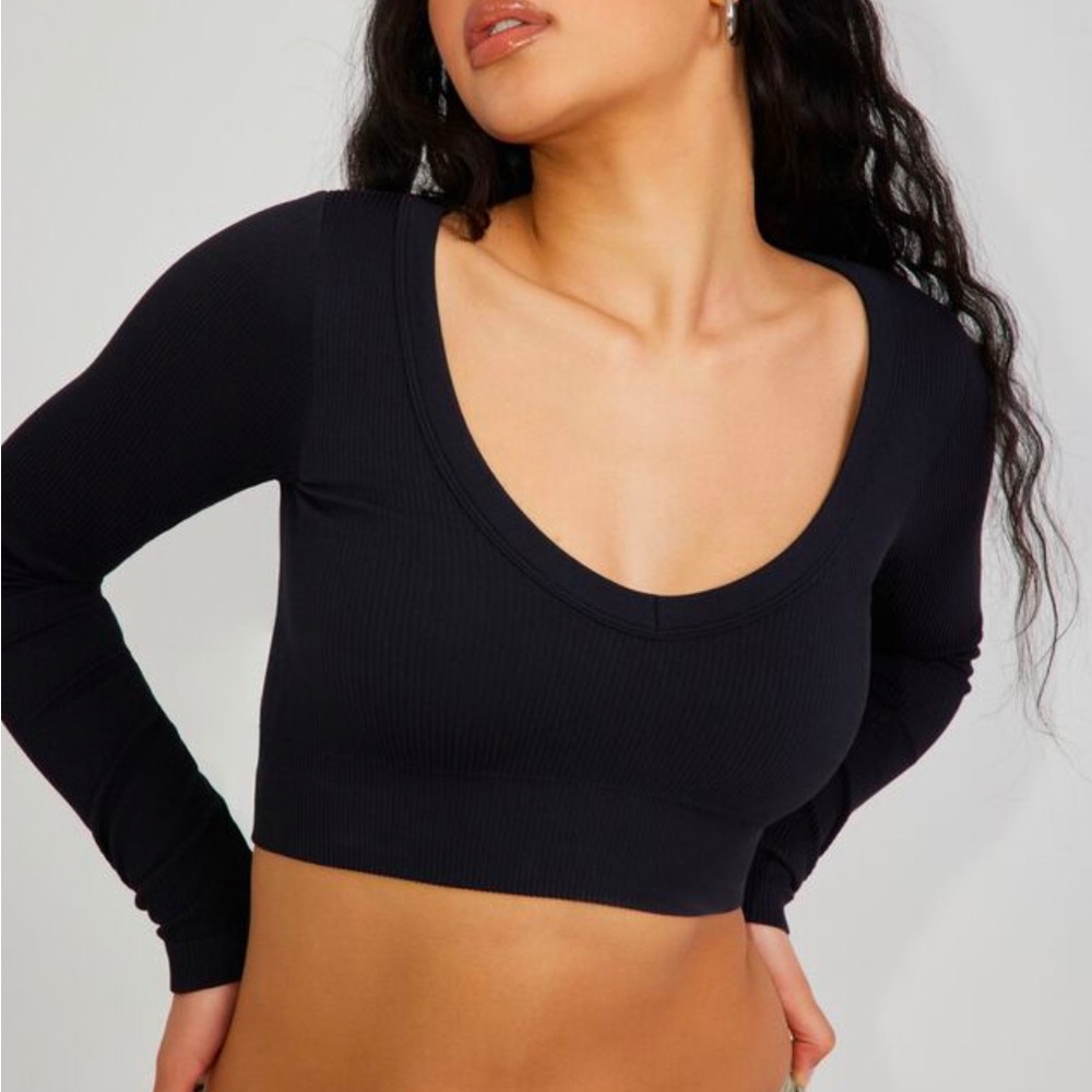 Garage Black Ribbed Long Sleeve Crop Top